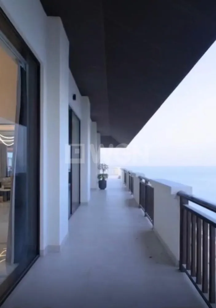 Mieszkanie na  sprzedaż Dubaj - Penthouse z basenem Palm Jumeriah, Komfortowy, Wolny